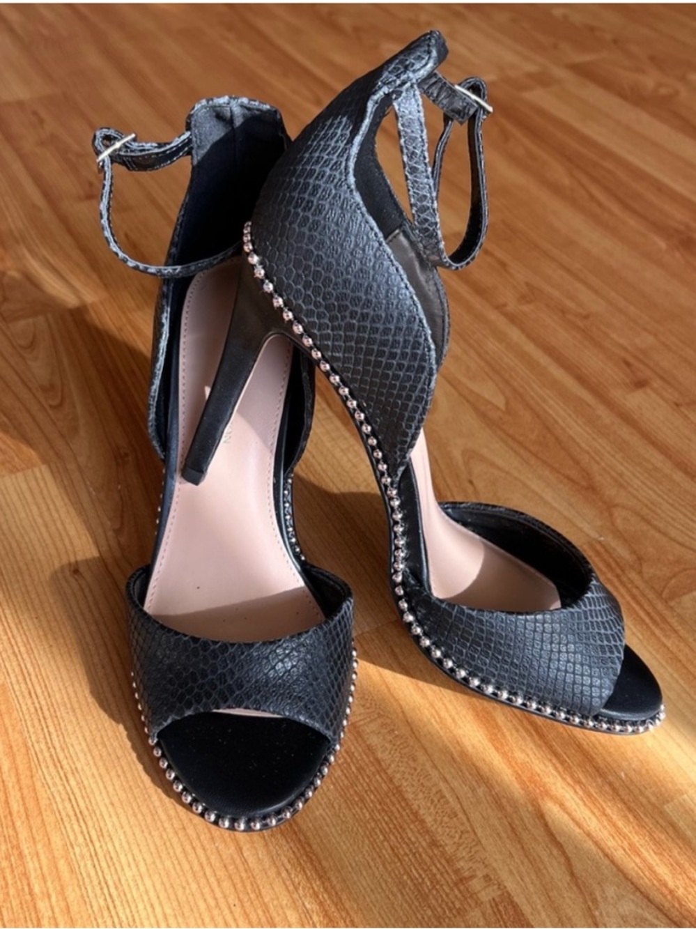 BCBG Black Textured Open-Toe High Heel Sandals with Ankle Strap NWT